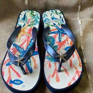 Brighton Starfish Coral, Beach themed Sandals Flip Flops - size 7